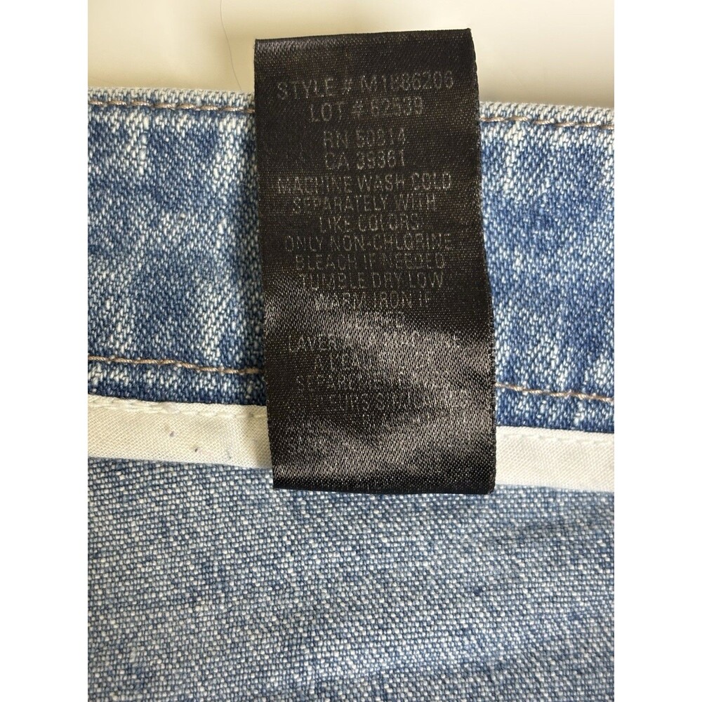 Tahari Tailored Classic Bootcut Mid Rise Lightwash Jeans Size 6 - Picture 6 of 7